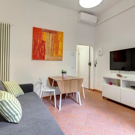 Maruffi Apartment By Mamo Florence Luaran gambar